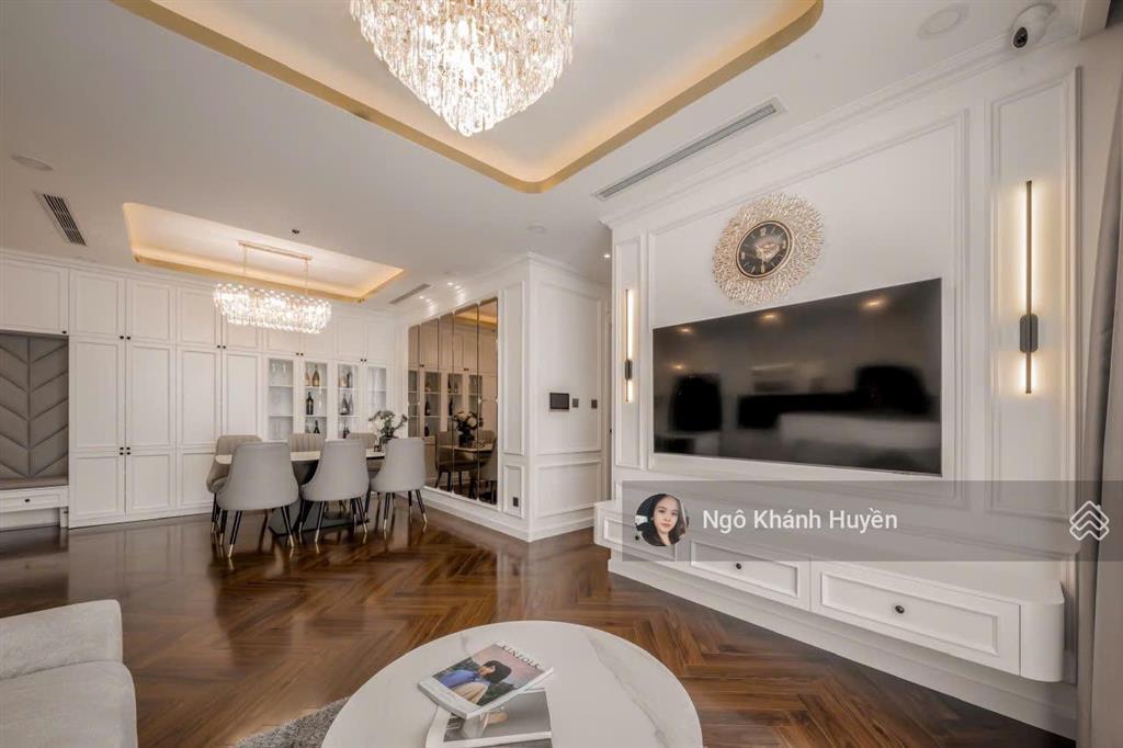 Siêu phẩm cần bán căn hộ vinhomes central park 3 phòng ngủ 108.7m2, nội thất luxury cực đẹp