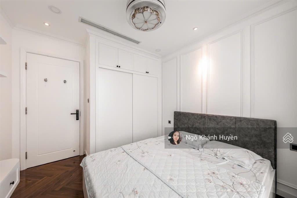 Siêu phẩm cần bán căn hộ vinhomes central park 3 phòng ngủ 108.7m2, nội thất luxury cực đẹp