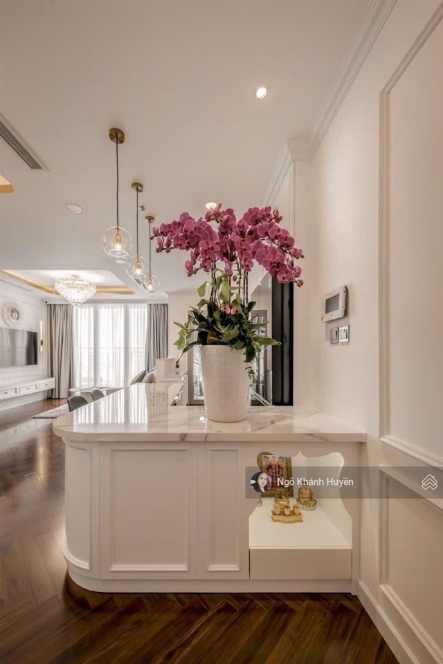 Siêu phẩm cần bán căn hộ vinhomes central park 3 phòng ngủ 108.7m2, nội thất luxury cực đẹp
