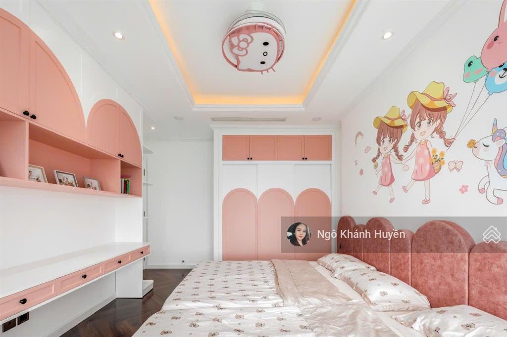 Siêu phẩm cần bán căn hộ vinhomes central park 3 phòng ngủ 108.7m2, nội thất luxury cực đẹp