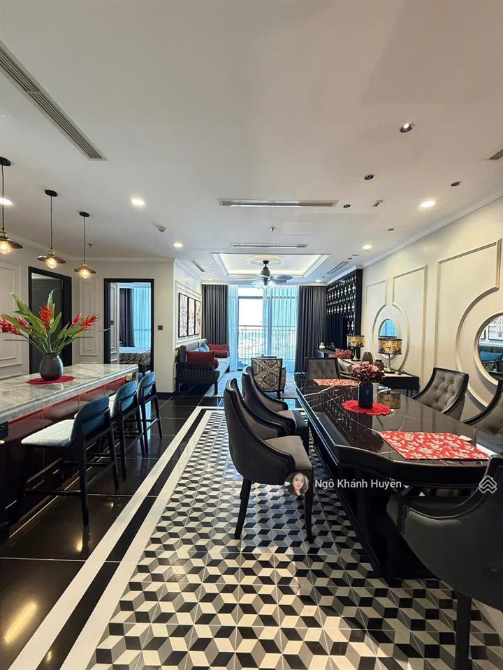 Bán căn hộ 3 phòng vinhomes central park 126m2 view trọn siêu công viên và sông sài gòn