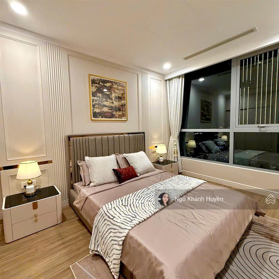 Bán nhanh siêu phẩm 4 phòng ngủ 150m vinhomes central park  nội thất cao cấp, hiện đại
