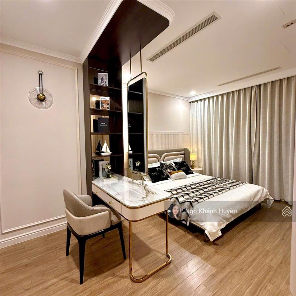 Bán nhanh siêu phẩm 4 phòng ngủ 150m vinhomes central park  nội thất cao cấp, hiện đại