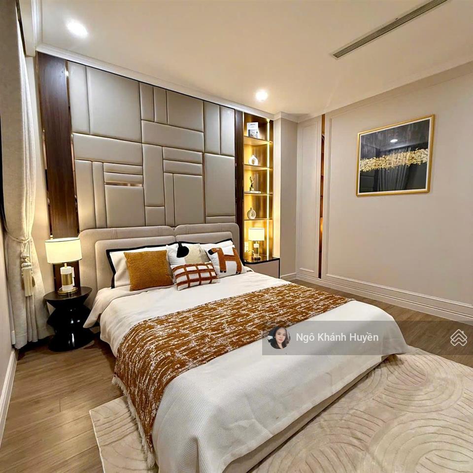 Bán nhanh siêu phẩm 4 phòng ngủ 150m vinhomes central park  nội thất cao cấp, hiện đại