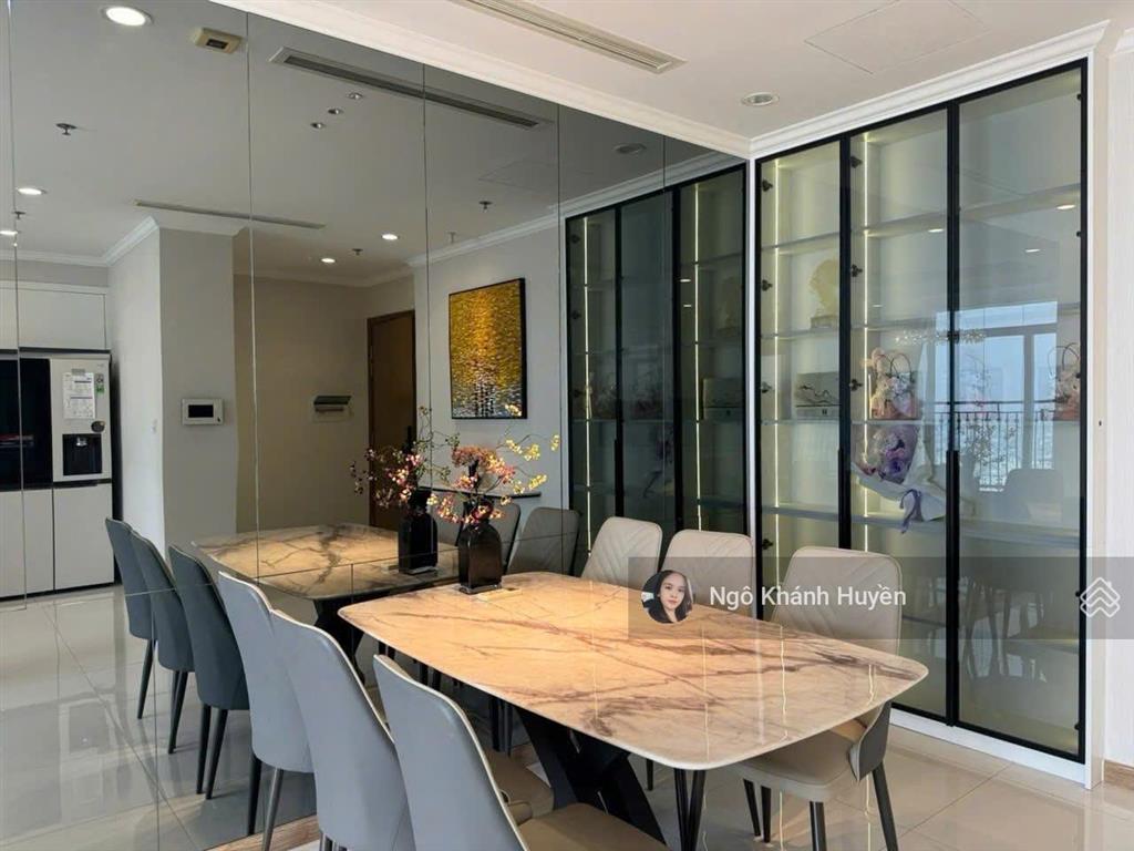 Sở hữu ngay siêu phẩm căn hộ landmark 4 vinhomes central park, 3pn 108.7m² , sổ hồng trao tay