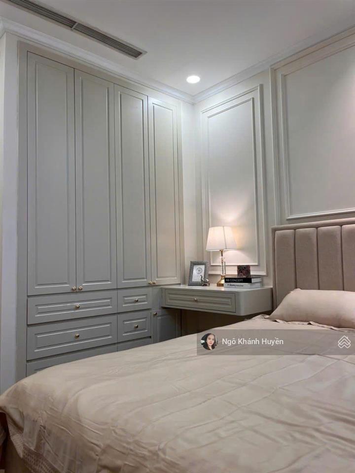 Bán căn hộ vinhomes central park tòa central 32pn,81m2,view quận 1