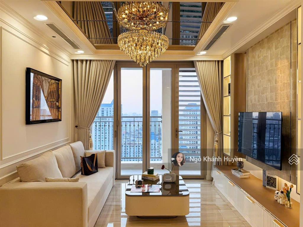 Bán căn hộ vinhomes central park tòa central 32pn,81m2,view quận 1