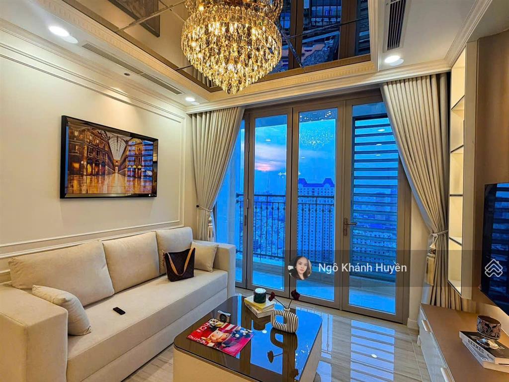Bán căn hộ vinhomes central park tòa central 32pn,81m2,view quận 1