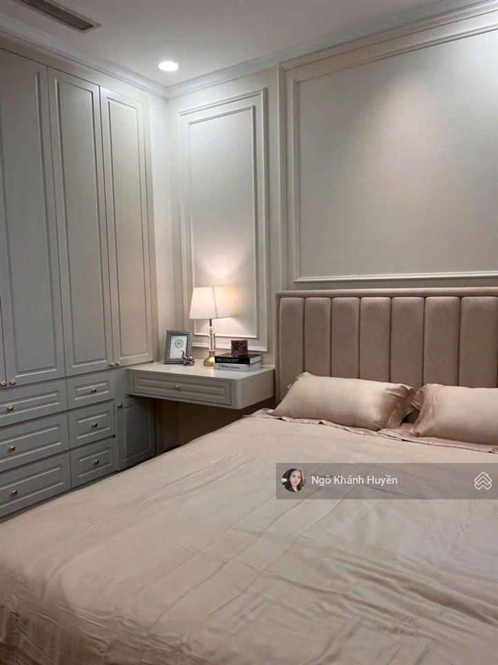 Bán căn hộ vinhomes central park tòa central 32pn,81m2,view quận 1