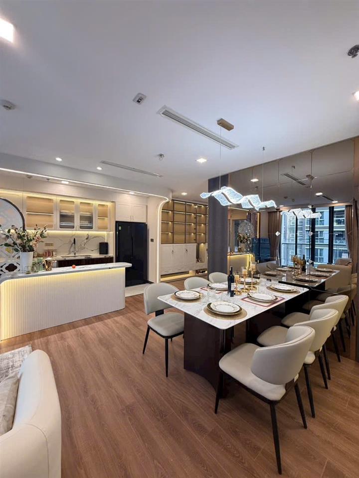 Căn hộ 3 phòng ngủ 115m2 vinhomes central park nội thất luxury