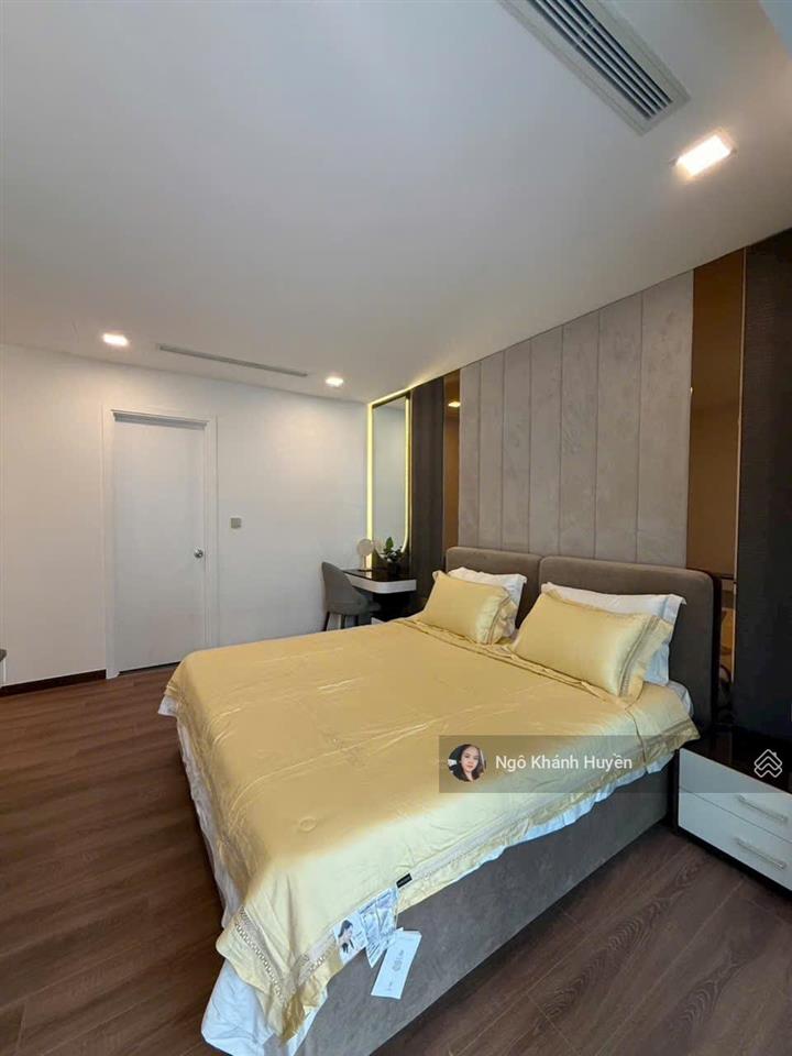Căn hộ 3 phòng ngủ 115m2 vinhomes central park nội thất luxury