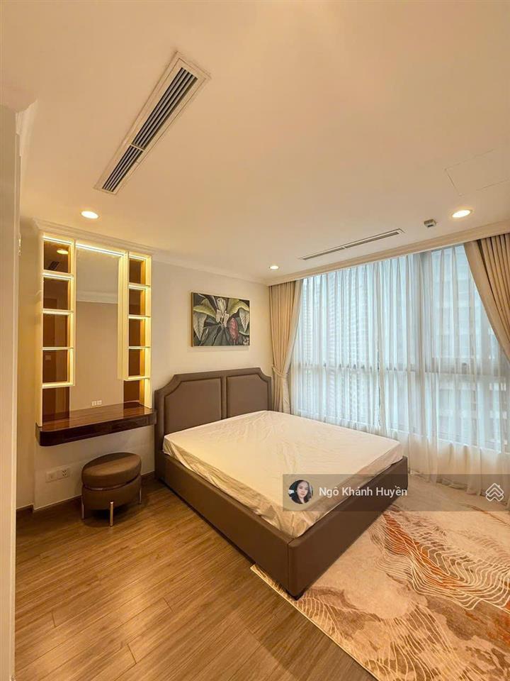 Bán căn hộ 2 phòng ngủ vinhomes central park view landmark 81 cực đẹp, 83m2, đã có sổ hồng