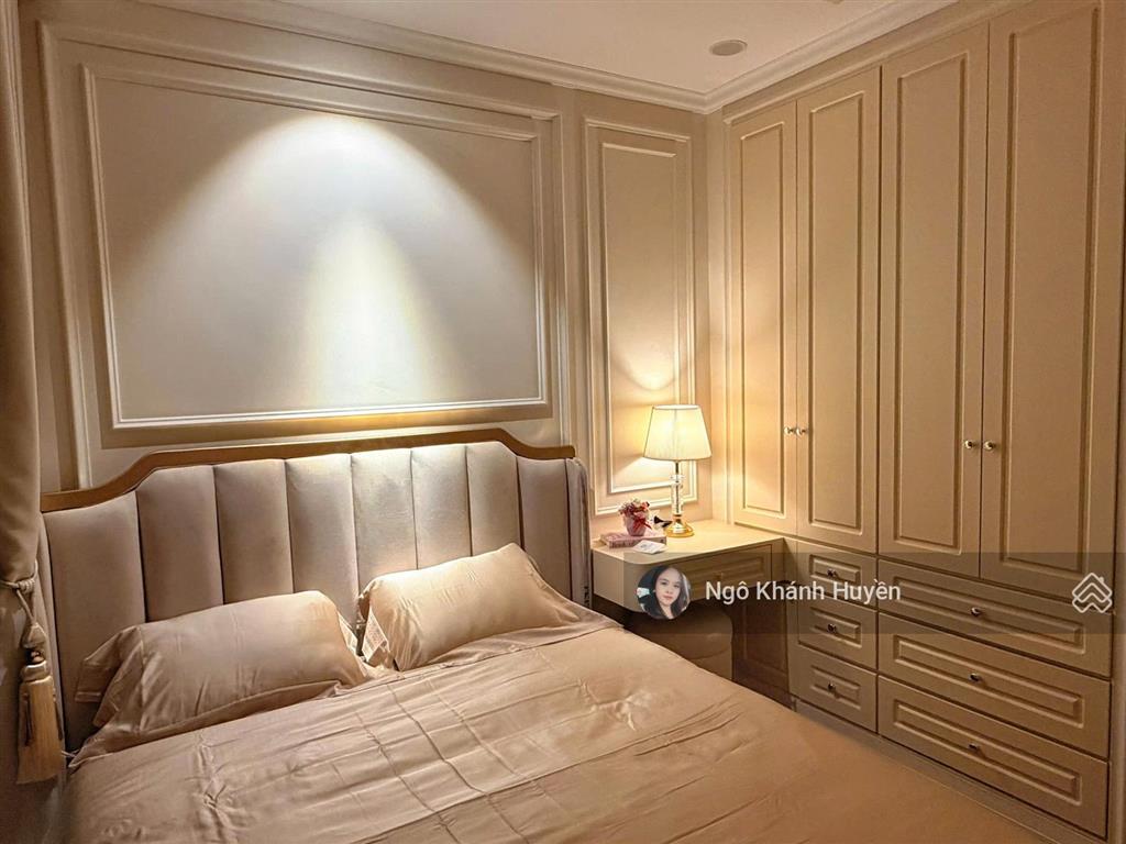Bán căn hộ 2 phòng ngủ vinhomes central park, view về hướng quận 1, sổ hồng sẵn,  0901 692 ***