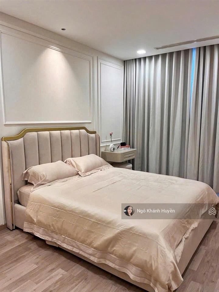 Bán căn hộ 2 phòng ngủ vinhomes central park, dt 89m2 rộng rãi, vuông vắn, đã có sổ hồng, giá tốt