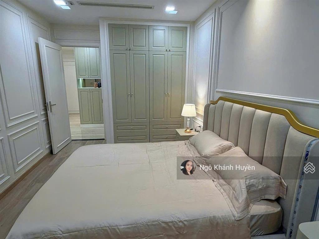Bán căn hộ 2 phòng ngủ vinhomes central park, dt 89m2 rộng rãi, vuông vắn, đã có sổ hồng, giá tốt