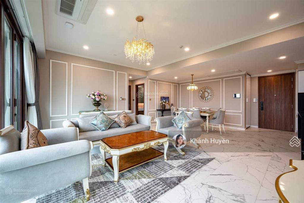 Cho thuê căn hộ 4 phòng ngủ tòa landmark 81 diện tích 186m2.  0901 692 ***