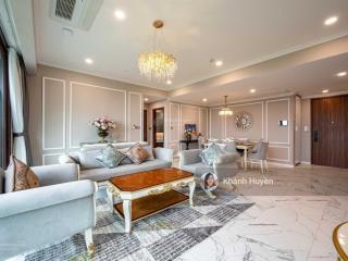 Cho thuê căn hộ 4 phòng ngủ tòa landmark 81 diện tích 186m2.  0901 692 ***