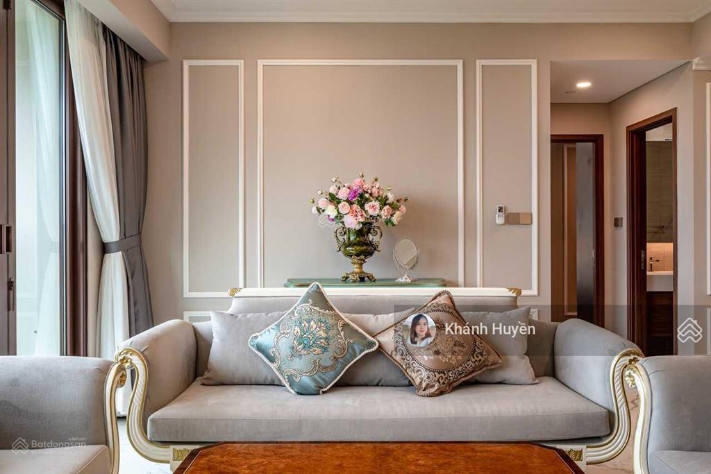 Cho thuê căn hộ 4 phòng ngủ tòa landmark 81 diện tích 186m2.  0901 692 ***