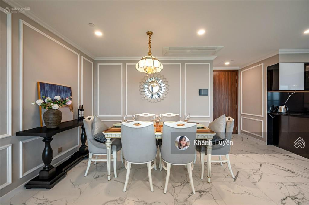 Cho thuê căn hộ 4 phòng ngủ tòa landmark 81 diện tích 186m2.  0901 692 ***