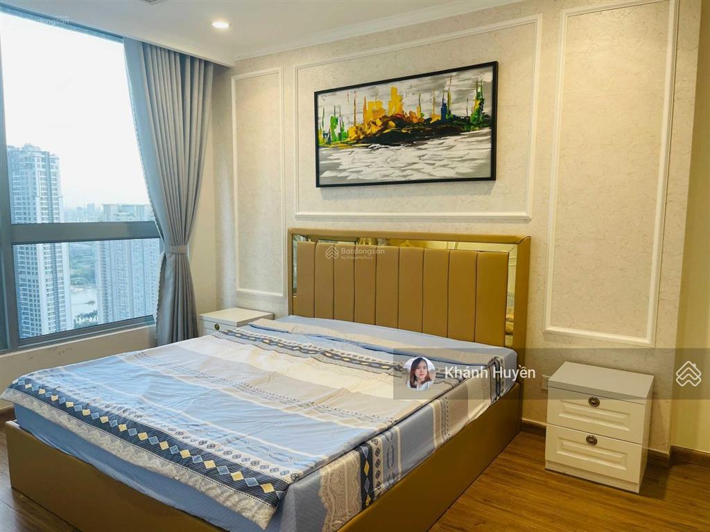 Cho thuê căn hộ vinhomes central park 56.5m2 1pn tòa landmark 6 view hồ bơi.  0901 692 ***