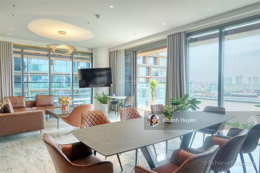Cho thuê căn hộ 3 phòng ngủ vinhomes central park 117m2 view đẹp nhà thoáng.  0901 692 ***