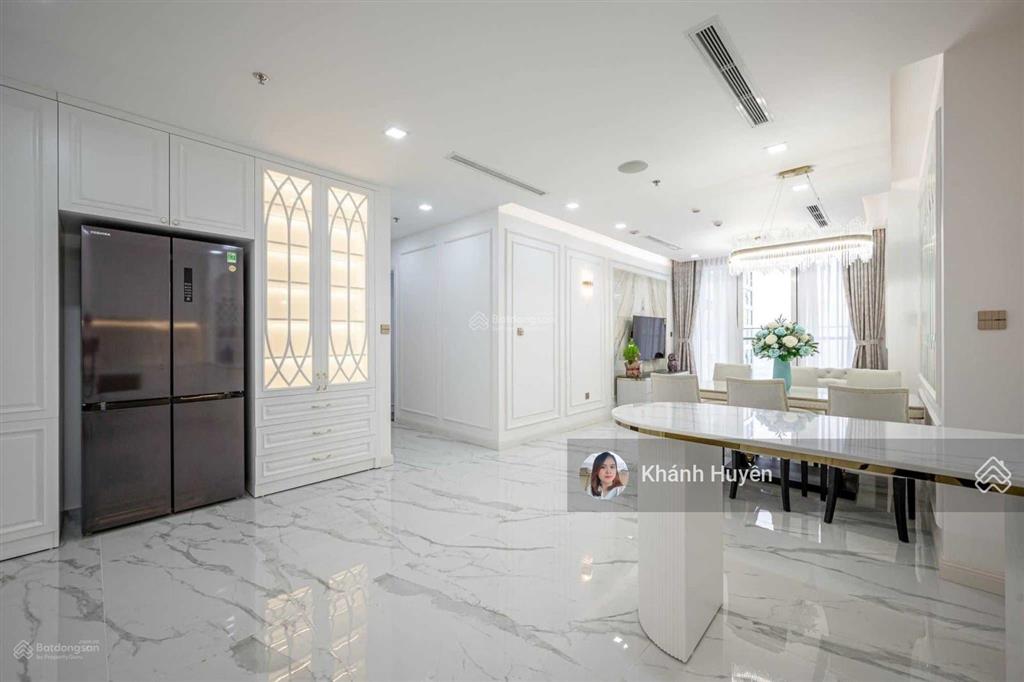Căn hộ sang trọng tháp landmark 81 cho thuê với 3 phòng ngủ view đẹp tại vinhomes central park