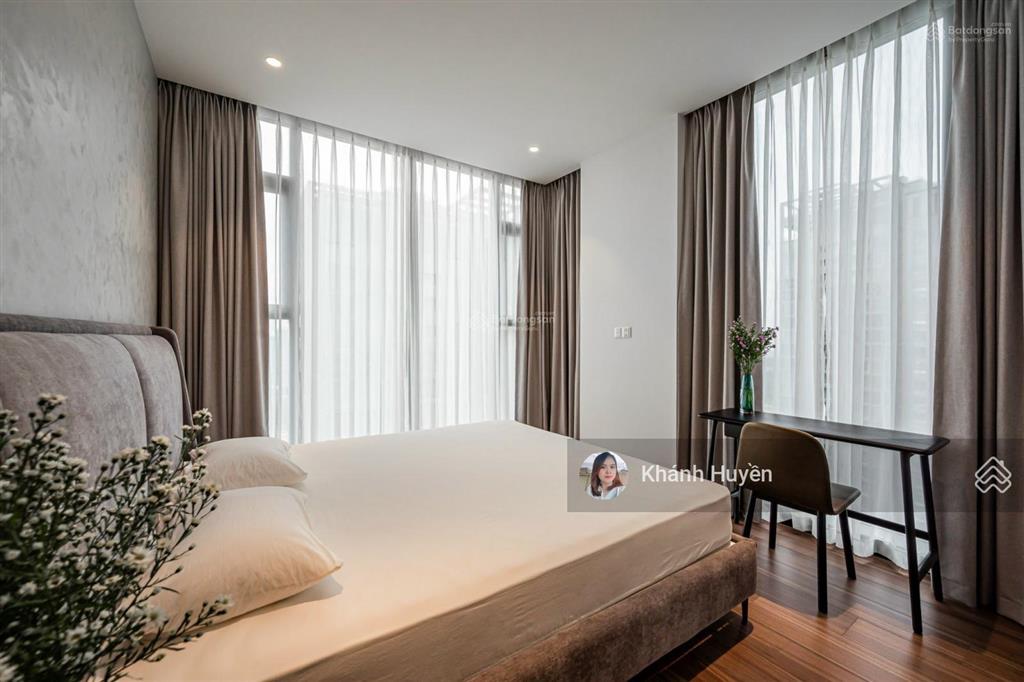 Cần cho thuê gấp căn hộ 2pn the landmark 81 90m2, nội thất cổ điển, mới 100% view sông giá tốt