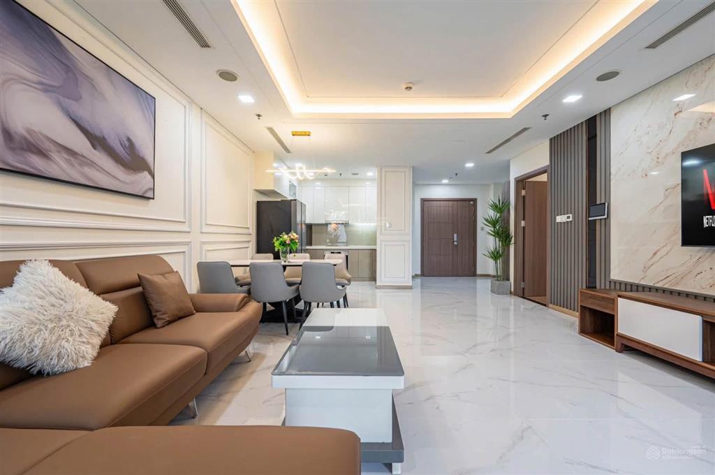 Bán căn hộ 4 phòng ngủ tòa landmark 81 view trực diện sông công viên