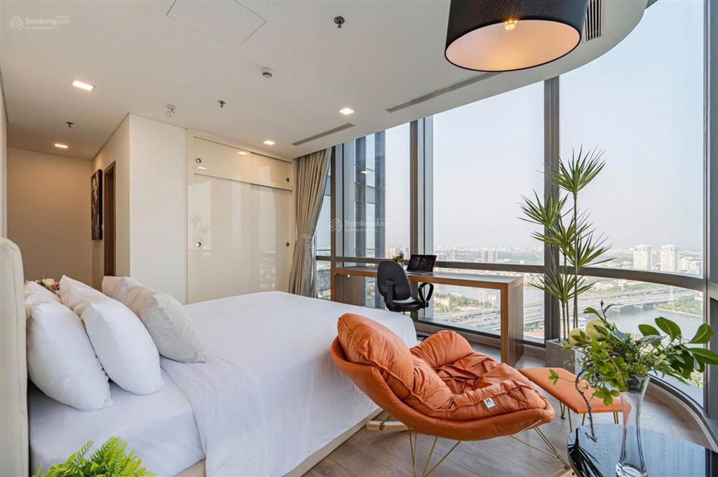 Bán căn hộ 4 phòng ngủ tòa landmark 81 view trực diện sông công viên