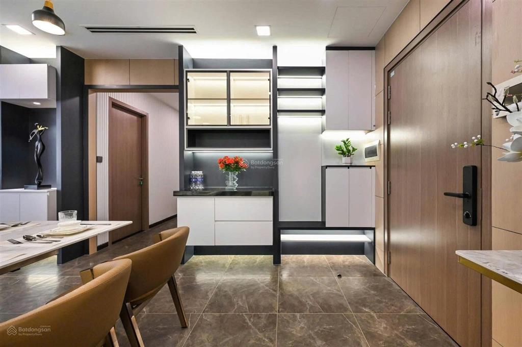 Bán gấp căn hộ 2pn, 2wc, 78m2 tại the landmark 81, 15 tỷ, bình thạnh, hcm