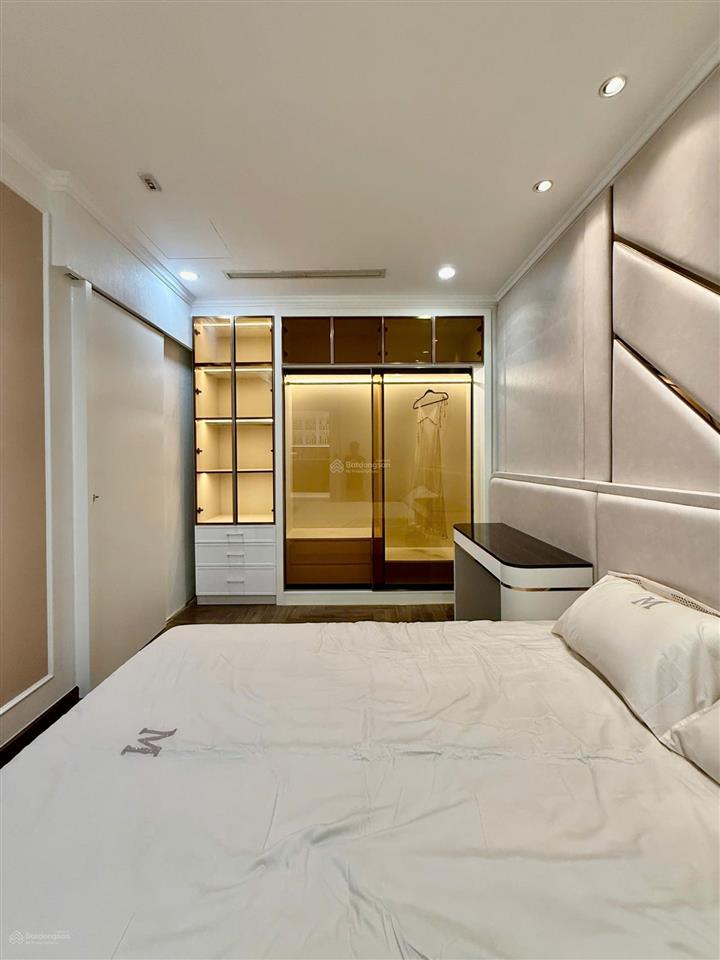 Tuyệt tác trên không bán sky villa landmark 81 5pn 300m
