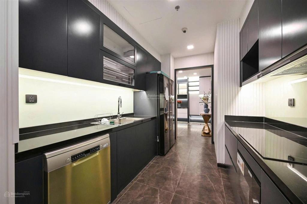 Danh sách 12 căn hộ 3 phòng ngủ vinhomes central park đang rao bán giá tốt, nội thất đẹp, view sông