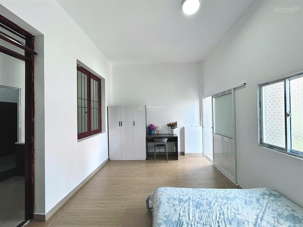 Chính chủ cho thuê nhà trọ  chdv 30m2, giá siêu hời từ 4,8 triệu tại phường phú mỹ, quận 7