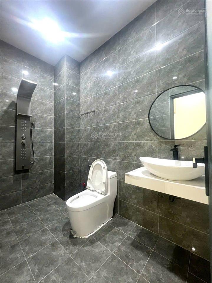 Bán nhà 1 trệt 1 lầu phường phú tân thành phố thủ dầu một cũ. nay là phường phú tân tphcm