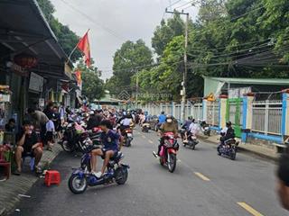 Bán mặt tiền kinh doanh có 2 căn nhà cấp 4 liền kề và 21 phòng trọ phía sau