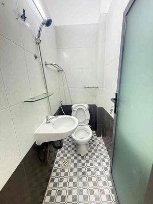 Nhà 138/31/9 ngô quyền, phường diên hồng (thông hẻm 153 nguyễn tiểu la) 6.8 tỷ. linh 0902 505 ***