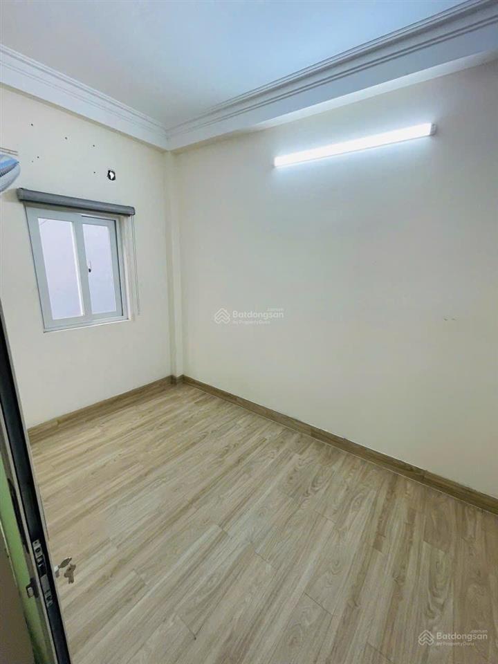 Cho thuê nhà riêng 130m2, 15 triệu vnd, ngõ 15 phương mai, phường bạch mai, hà nội
