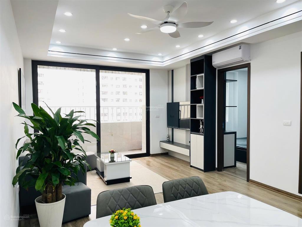 Bán căn hộ 3pn, 2wc, 76m2 tại hh4 linh đàm, giá siêu hời 3,2 tỷ