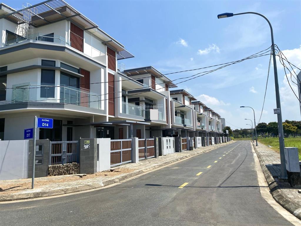 Biệt thự song lập bason hưng phúc kđt đông tăng long