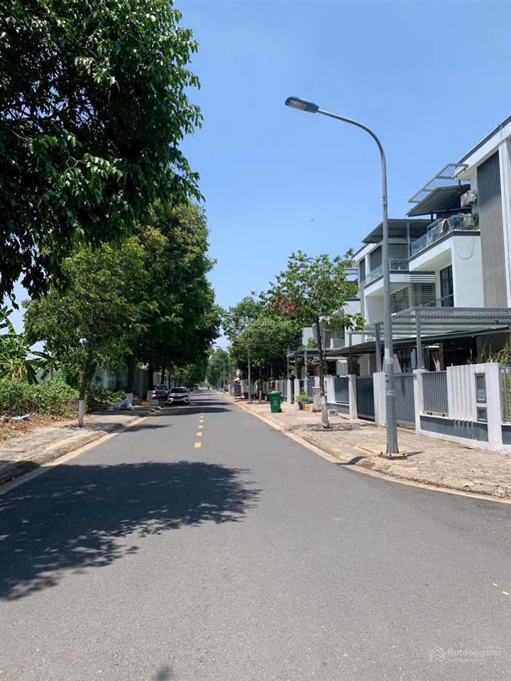 Biệt thự song lập kđt đông tăng long, tp thủ đức ( q9 )