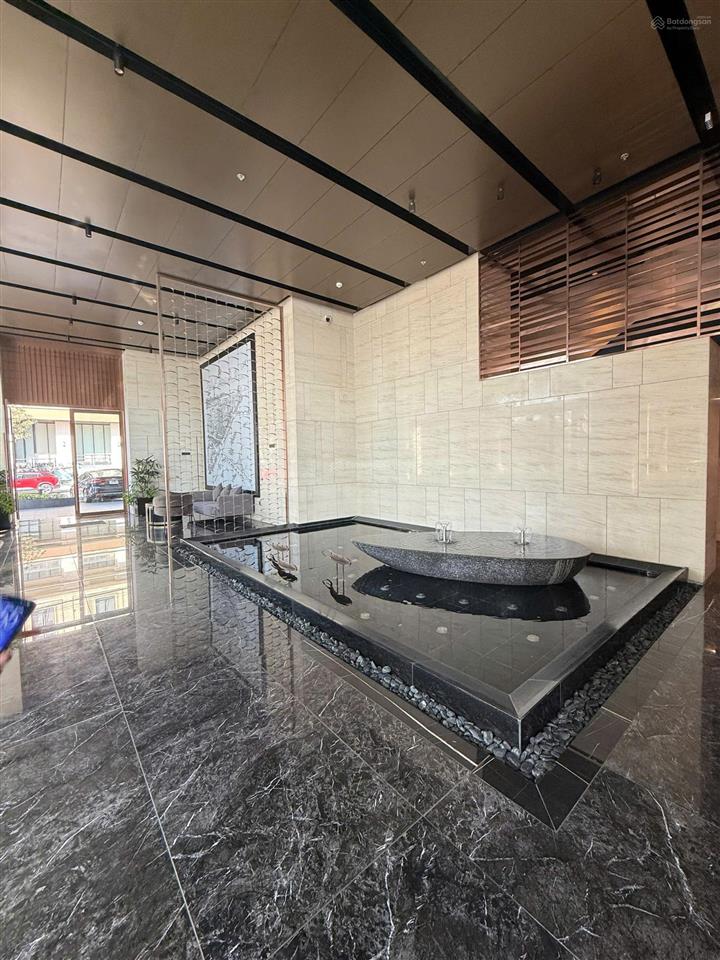 Chính chủ cắt lỗ bán căn 2 ngủ view sông hàn ngay tuyến phố bạch đằng, gần cầu rồng