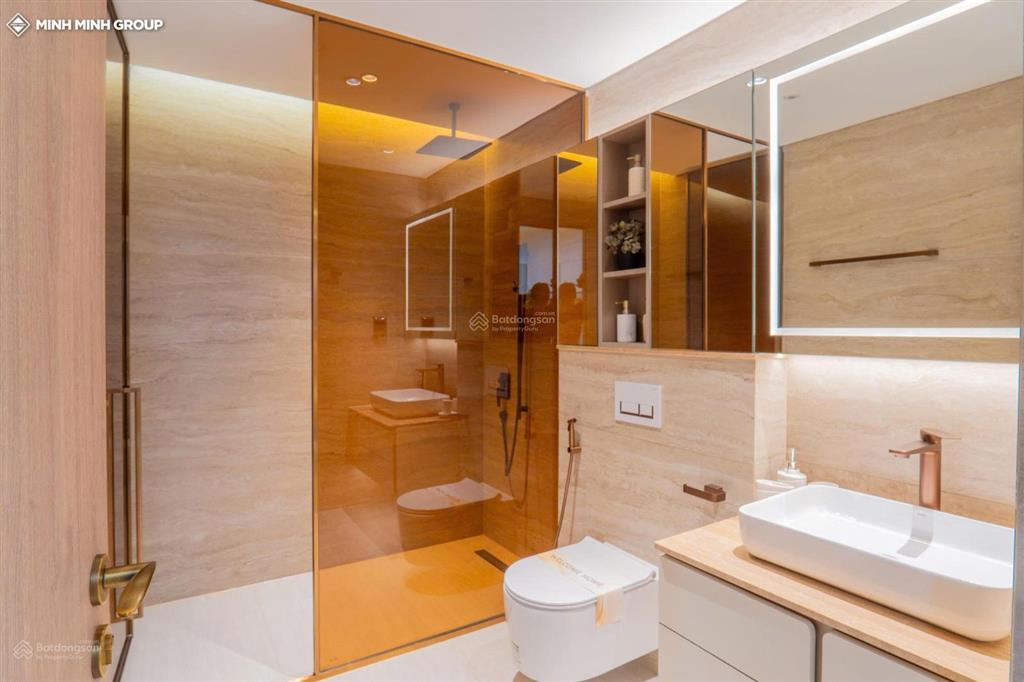 Căn góc 2 mặt tiền giá tốt view sông hàn và view biển tầng cao từ ban công