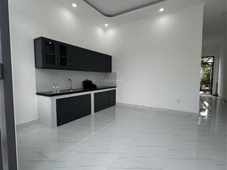 Chính chủ cắt lỗ căn nhà 2pn xã hưng lộc mới xây, cách ql 1a 750m đầy đủ tiện ích. giá 1,4 tỷ tl