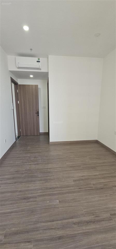 Chính chủ gửi bán căn 2pn 74m2 view lm81 tại a&t sky garden giá tốt dự án hiện tại.  0764 274 ***