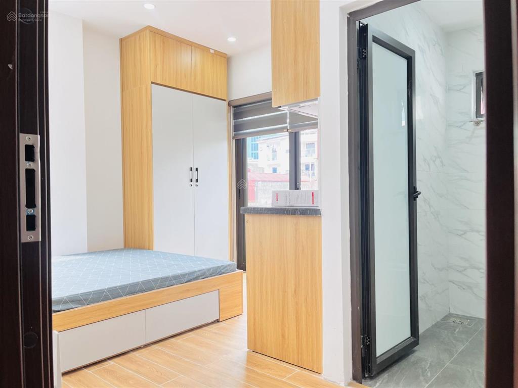 Studio 139 nguyễn ngọc vũ thang máy, full nội thất