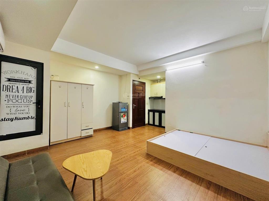 Chính chủ cho thuê phòng trọ tại ngõ 381 nguyễn khang, yên hòa, k chung chủ, full nội thất