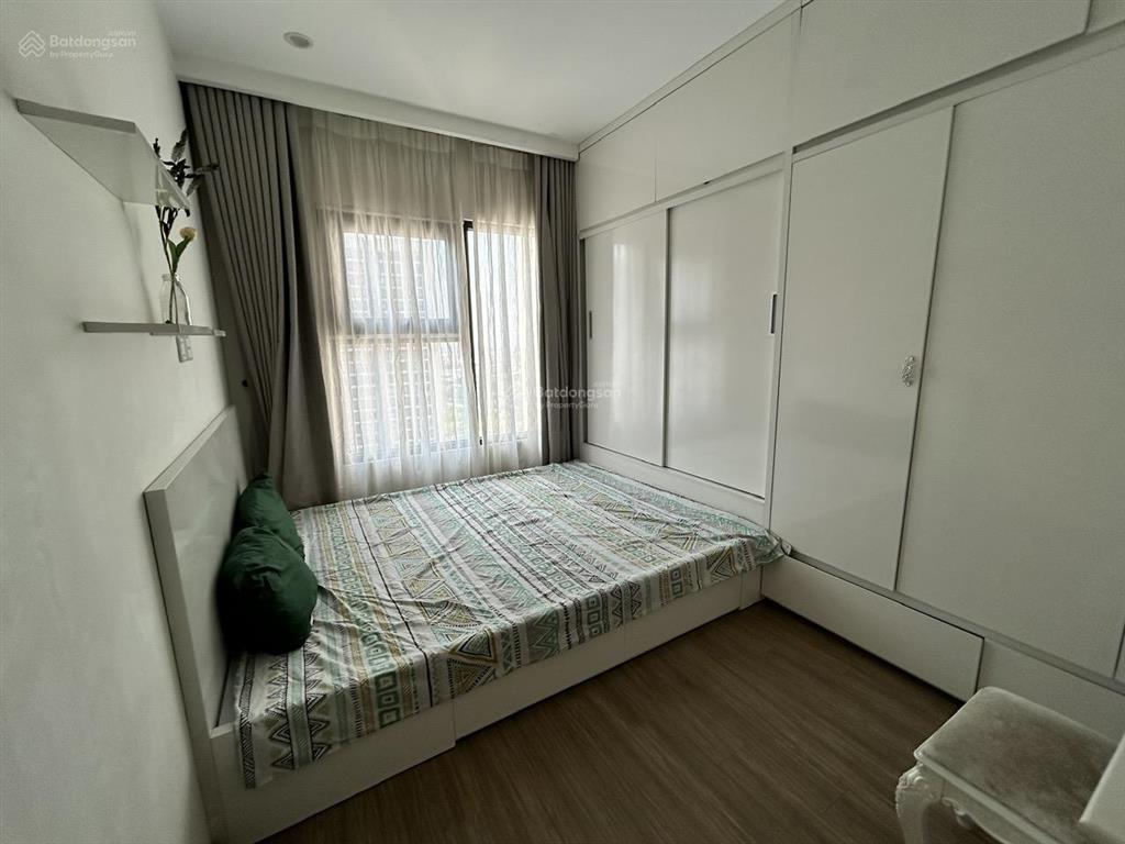 Mình là chủ nhà bán gấp căn 1pn+ vinhomes smart city s202full nội thất đẹp tầng cao giá cực tốt.