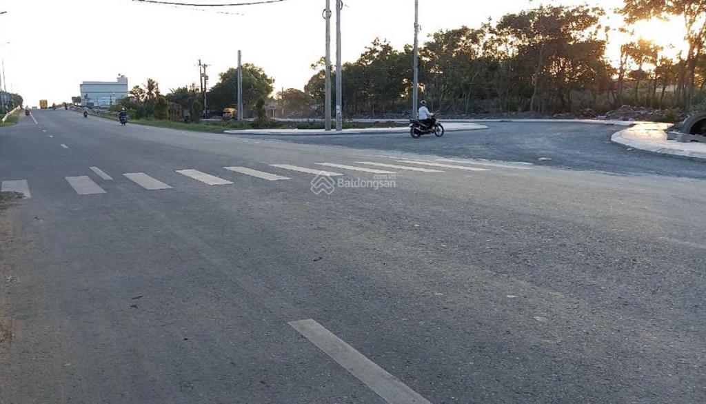 Chính chủ bán đất đường lăng hoàng gia, phường sơn qui, đồng tháp (tp. gò công cũ)