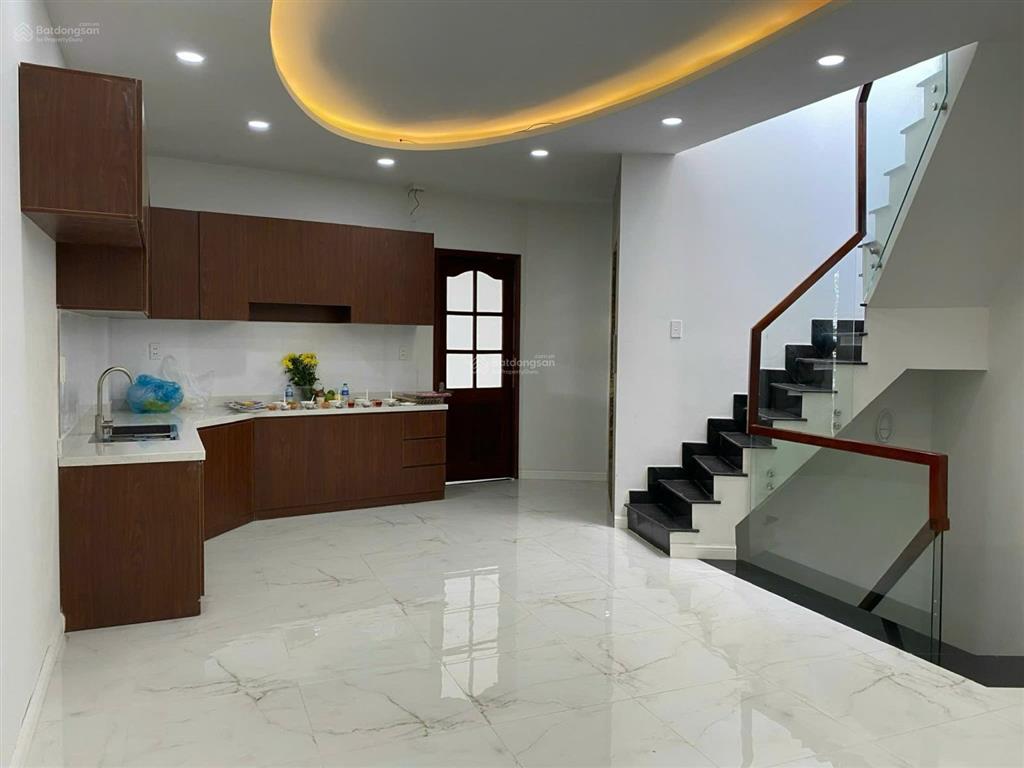 Nhà mặt tiền cho thuê nguyên căn 386 đường ngô gia tự phường 12 q10