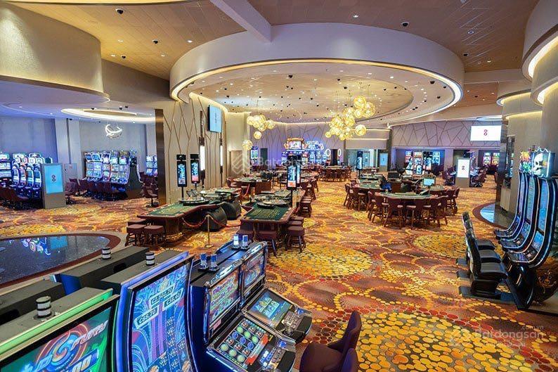 Cho thuê tổ hợp văn phòng thiết kế làm casino, bar trong khách sạn 5* võ nguyên giáp, đà nẵng